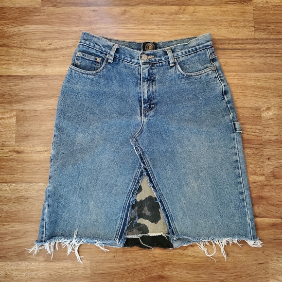 Rue21 Dresses & Skirts - Rue21 Size 4 Knee Length Jean Skirt